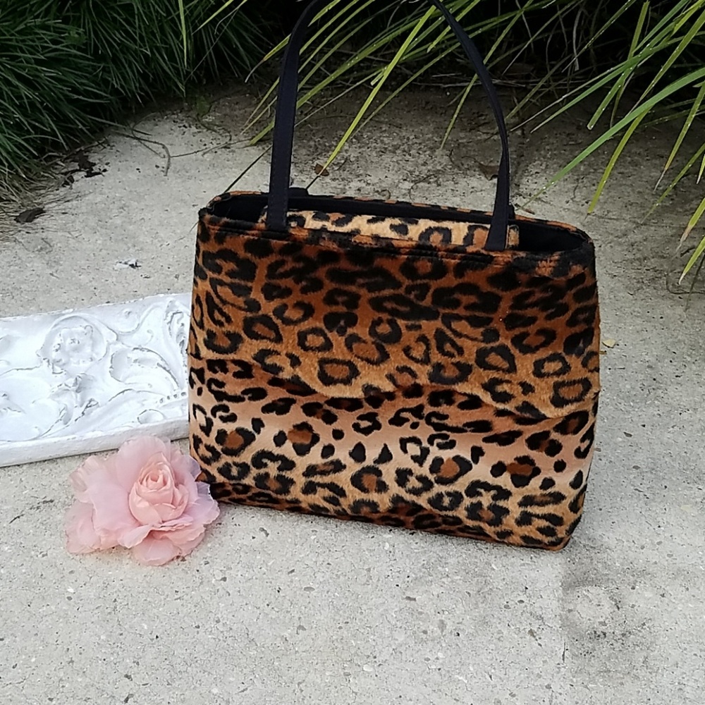 KATE SPADE PURSE *****HOST PICK***** - Picture 2 of 3